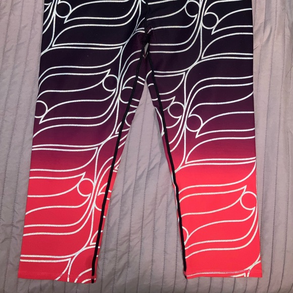 L | Logo Capri - Picture 4 of 6